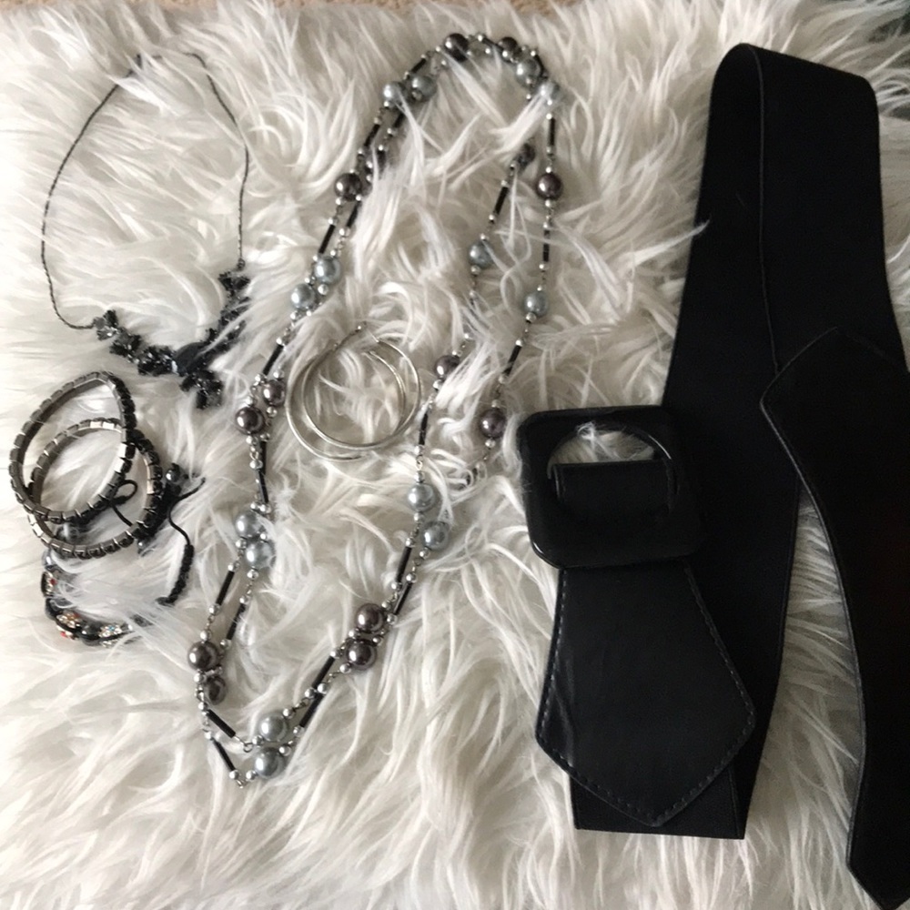7 piece lot - 6 piece jewelry and belt.
